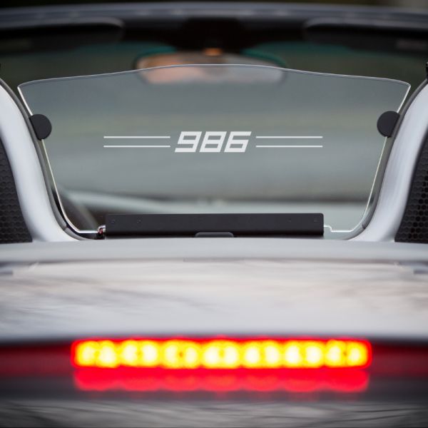 Wind deflector on Porsche Boxster 986 1996-2004 - One of our best car accessories